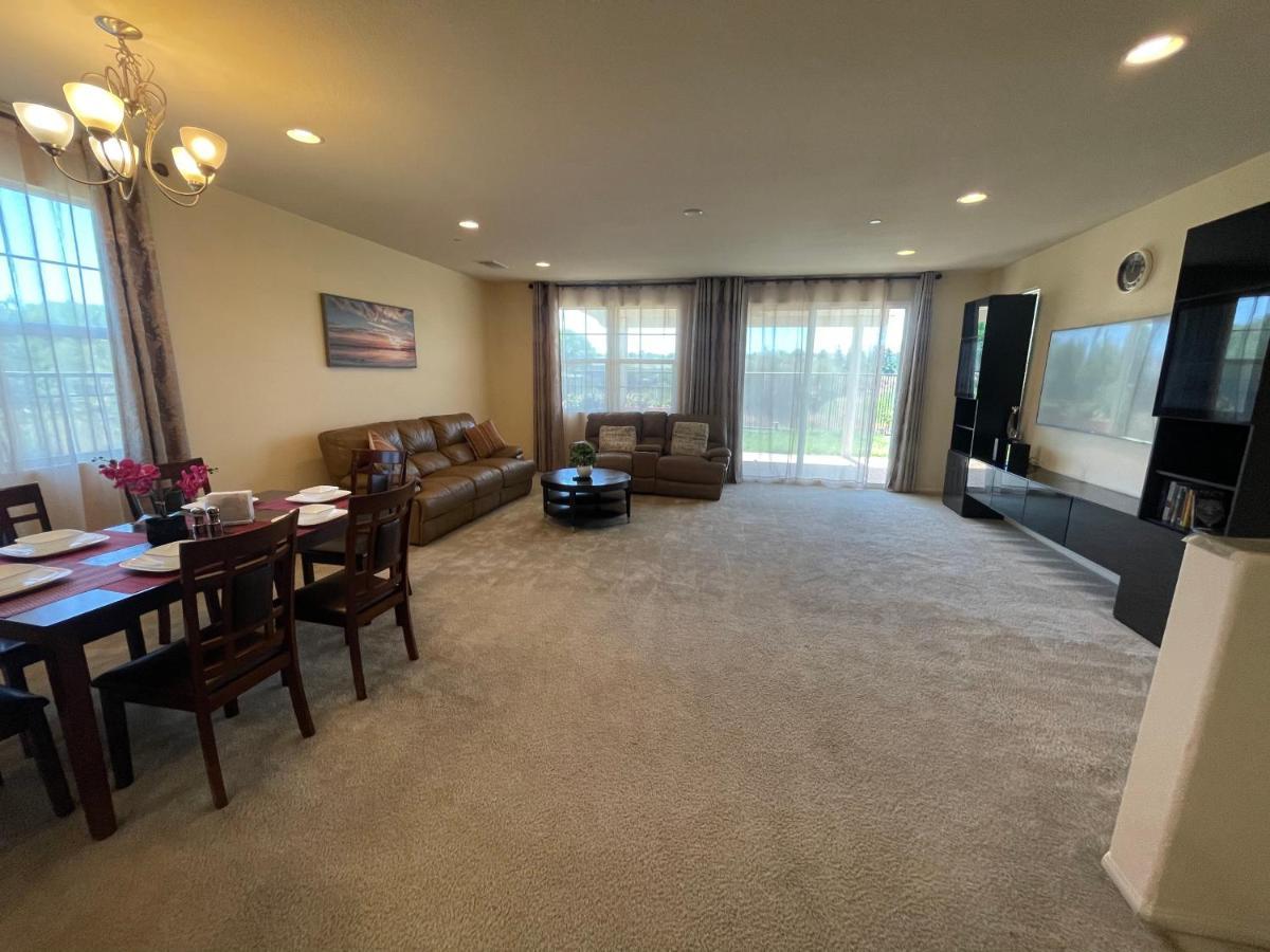 Spacious And Modern Home Near Temecula Wineries Мурриета Экстерьер фото